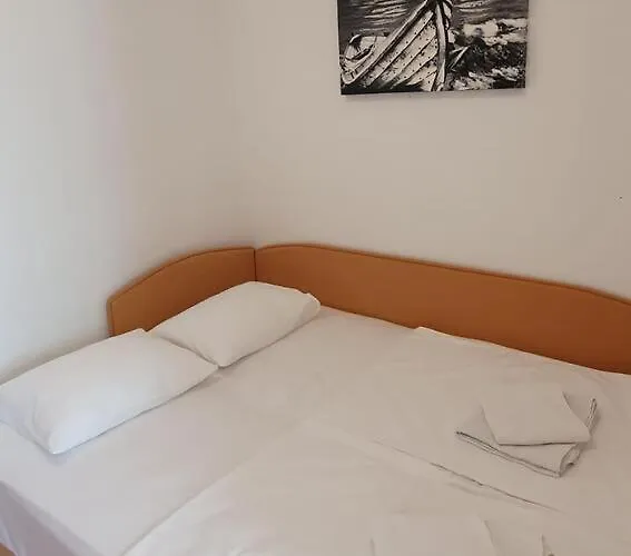 With A Parking Space Malinska, Krk - 19309 Apartment