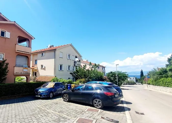 Apartment With A Parking Space Malinska, Krk - 19309